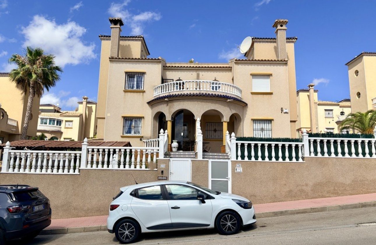 Herverkoop - Town House -
Orihuela Costa - Costa Blanca