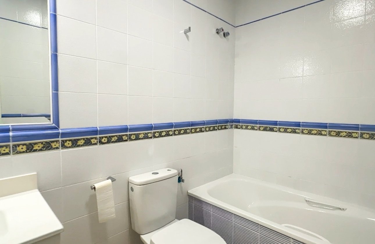 Herverkoop - Town House -
Orihuela Costa - Costa Blanca