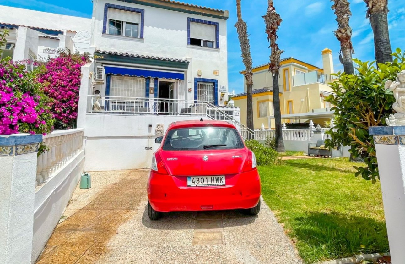 Herverkoop - Town House -
Orihuela Costa - Costa Blanca
