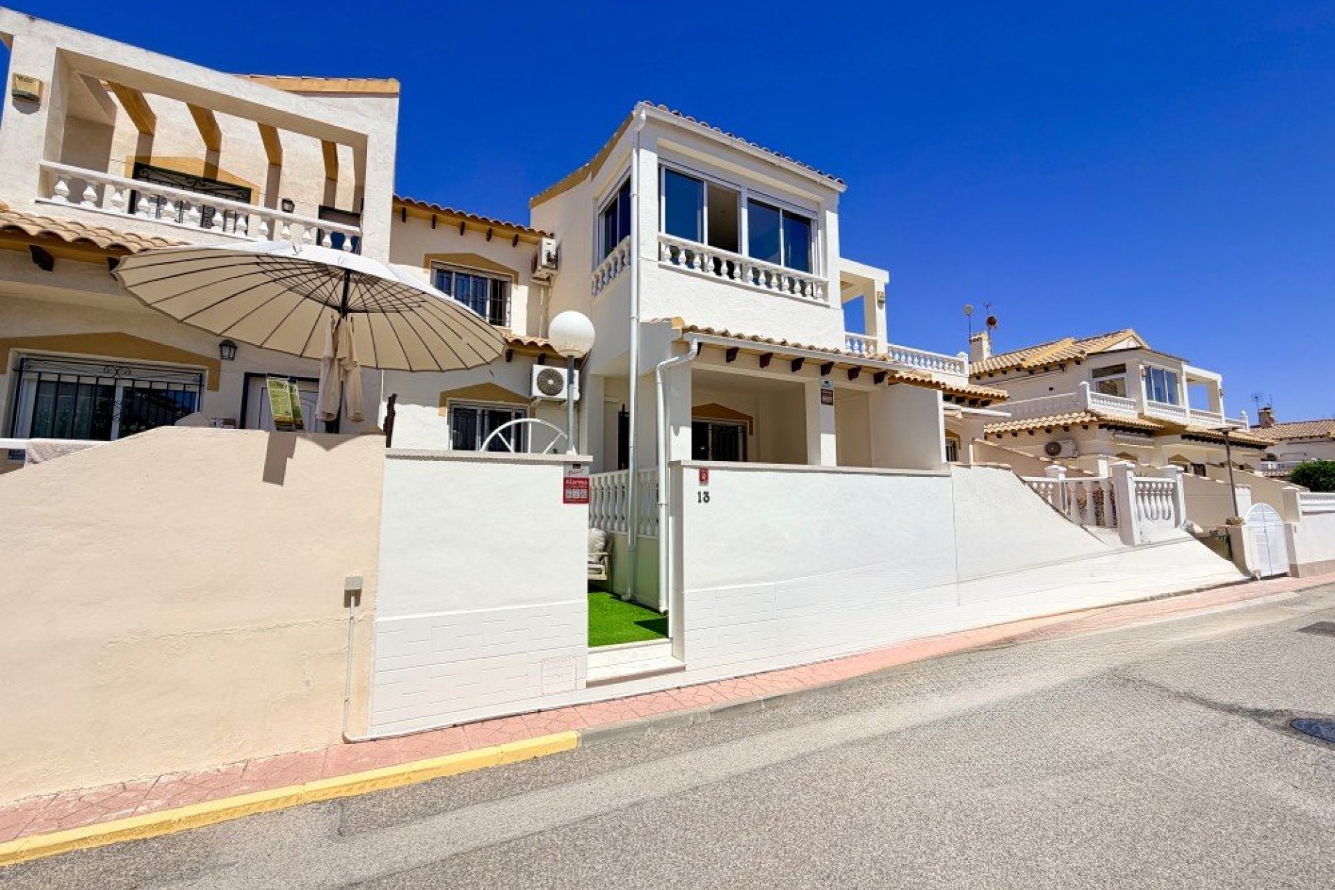 Herverkoop - Town House -
Orihuela Costa - Costa Blanca