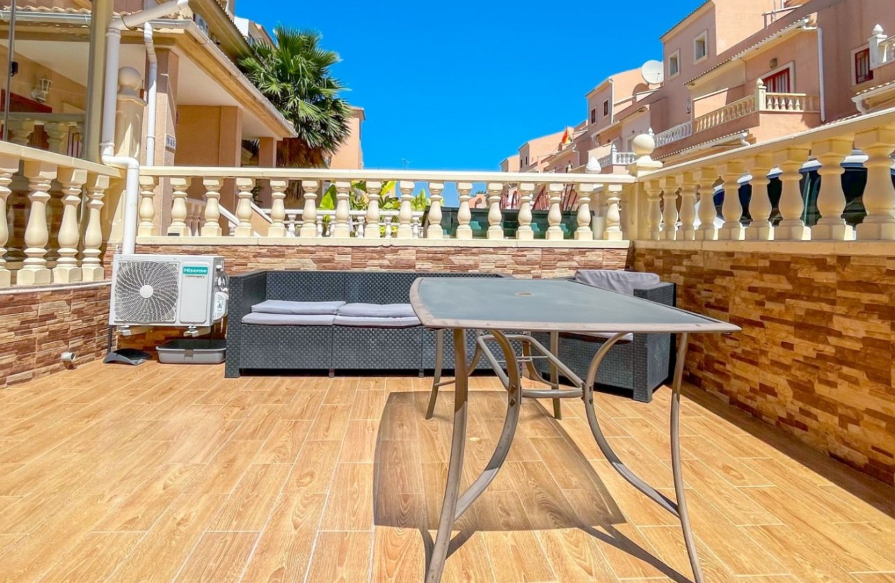 Herverkoop - Town House -
Orihuela Costa - Costa Blanca