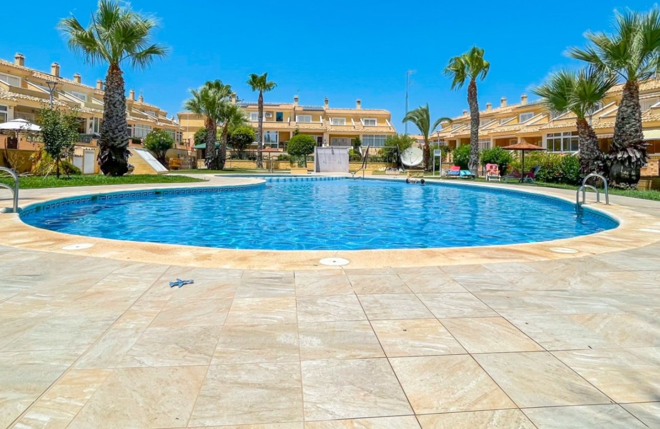 Herverkoop - Town House -
Orihuela Costa - Costa Blanca