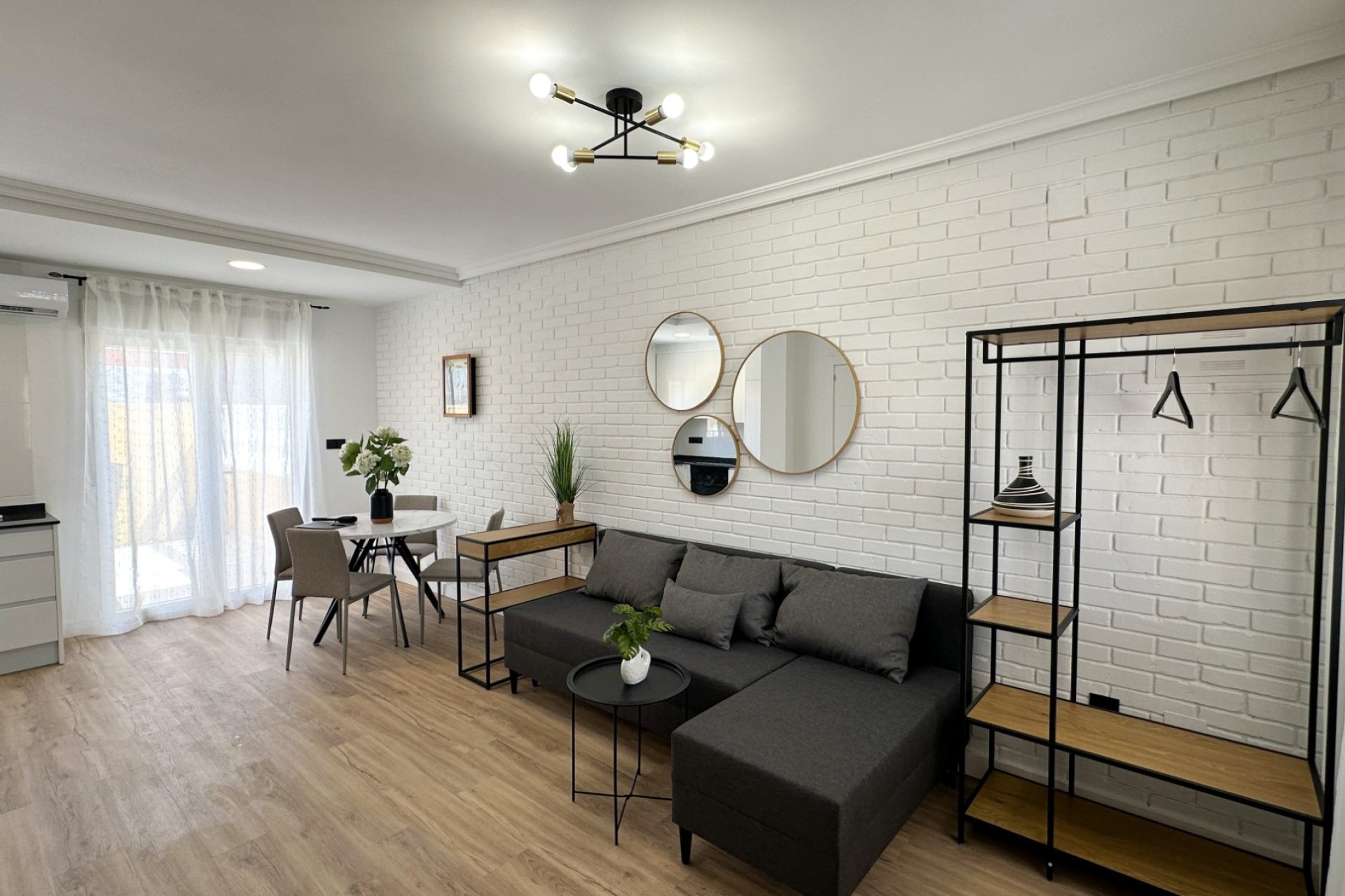 Herverkoop - Town House -
Orihuela Costa - Costa Blanca
