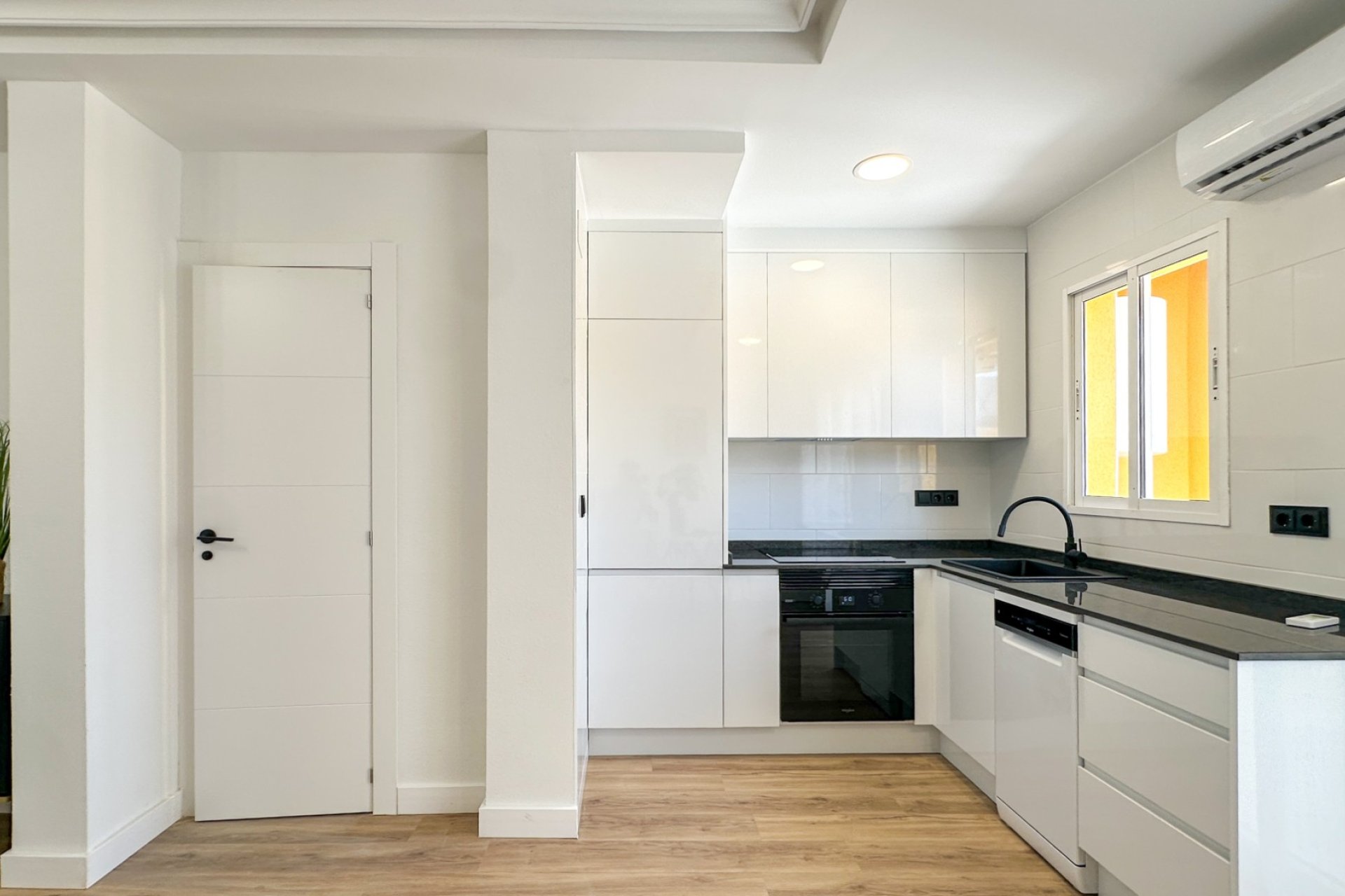 Herverkoop - Town House -
Orihuela Costa - Costa Blanca