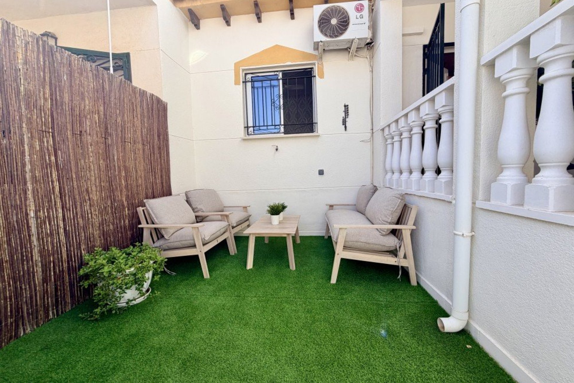 Herverkoop - Town House -
Orihuela Costa - Costa Blanca