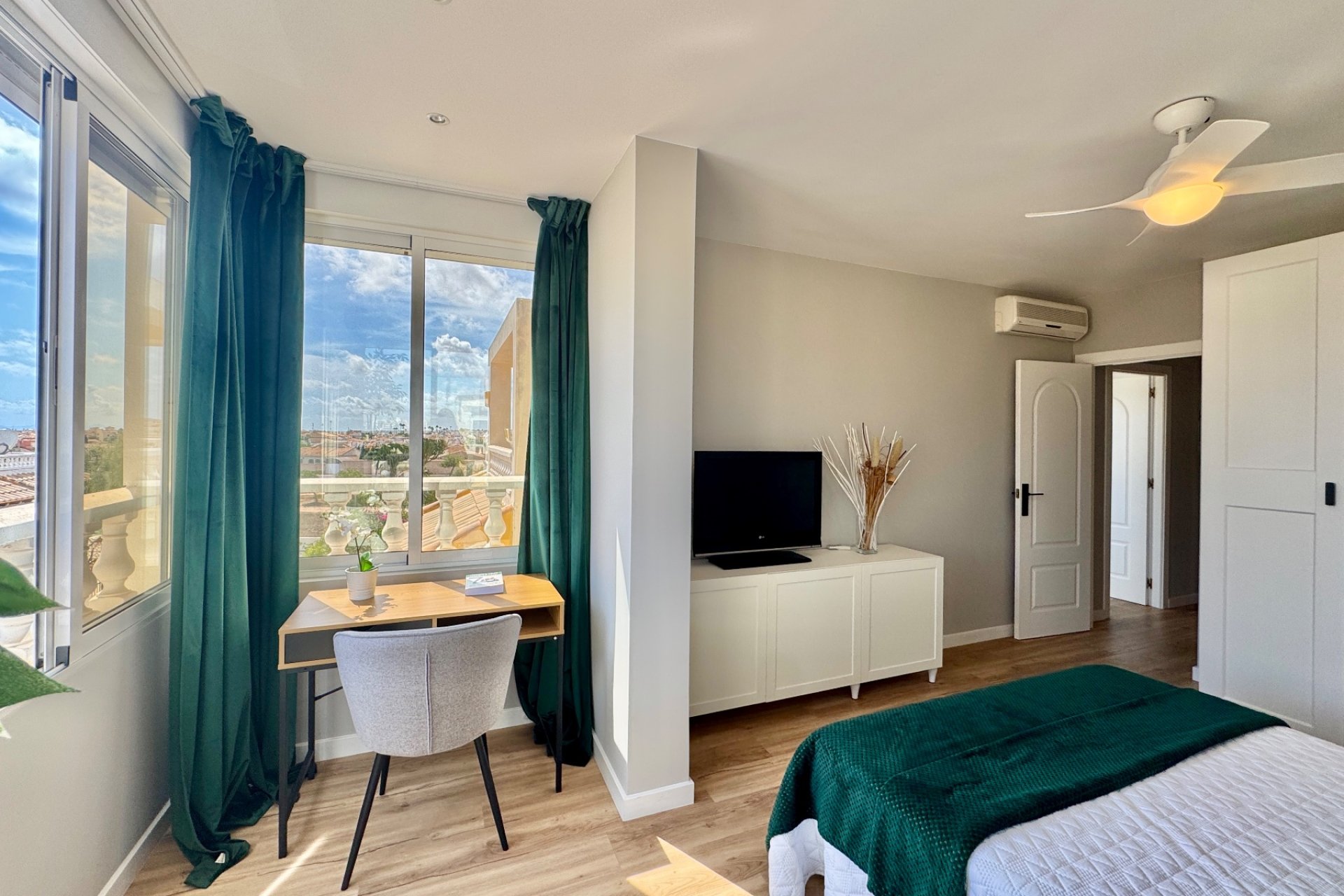 Herverkoop - Town House -
Orihuela Costa - Costa Blanca