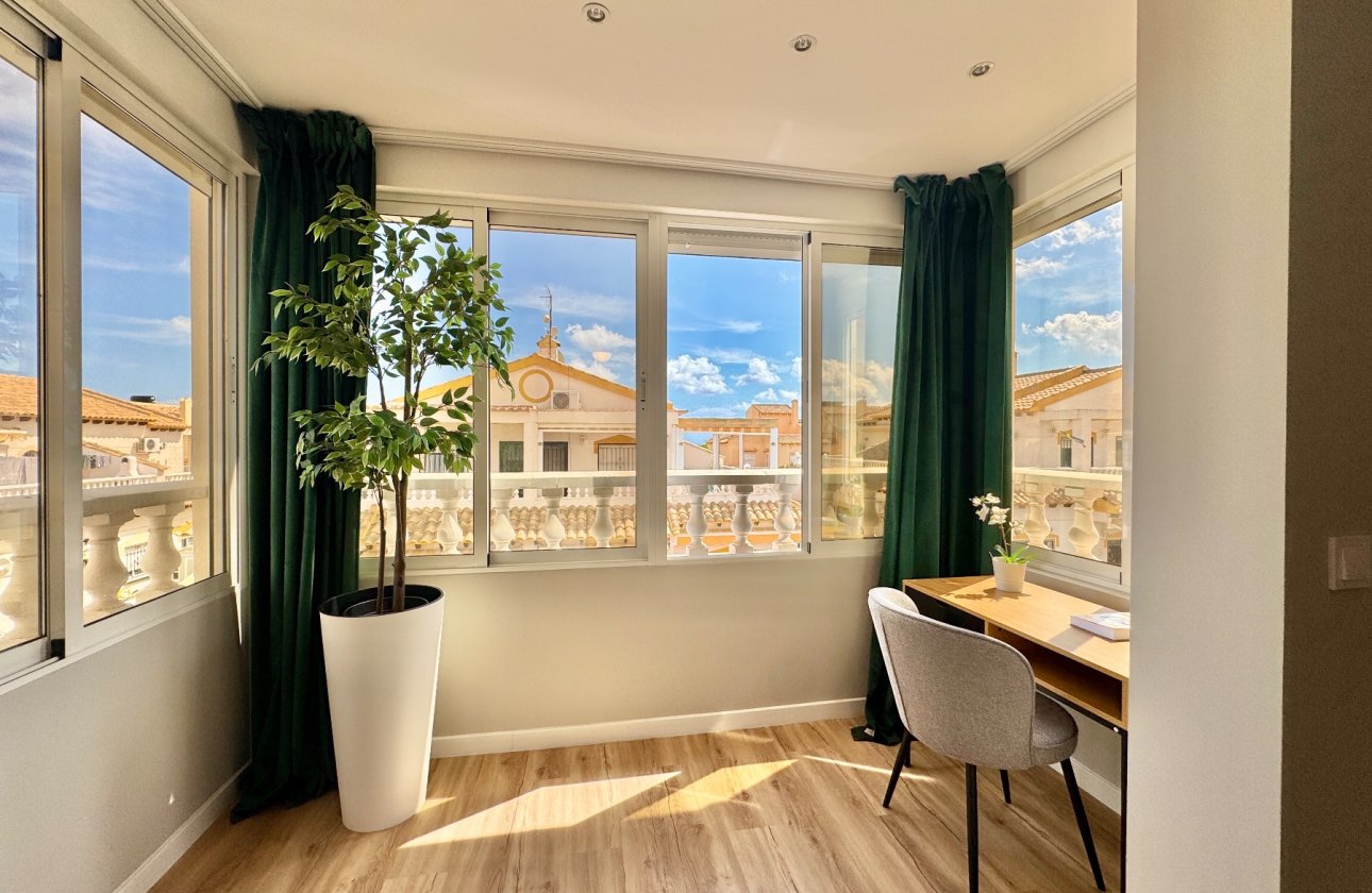 Herverkoop - Town House -
Orihuela Costa - Costa Blanca