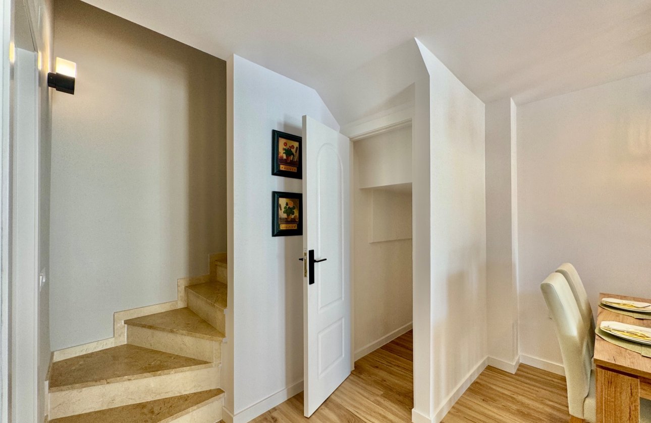 Herverkoop - Town House -
Orihuela Costa - Costa Blanca