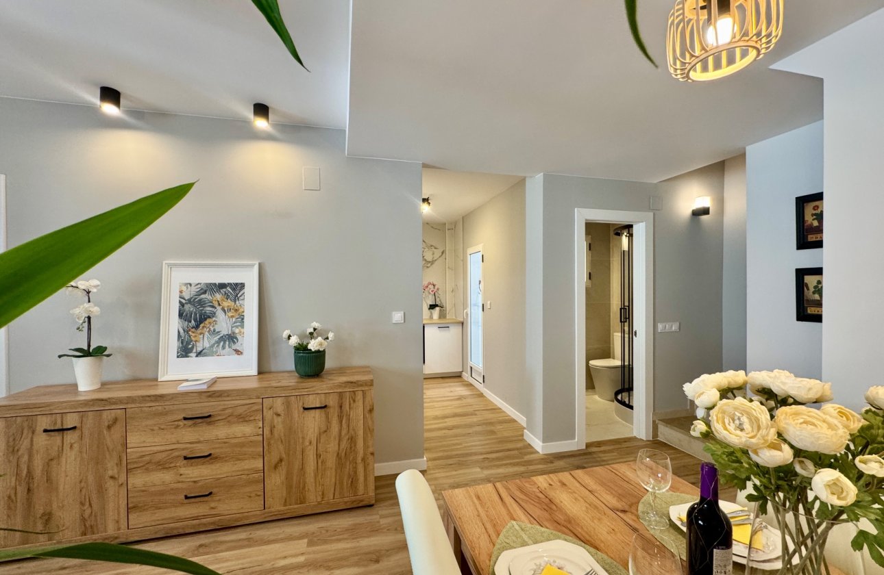 Herverkoop - Town House -
Orihuela Costa - Costa Blanca