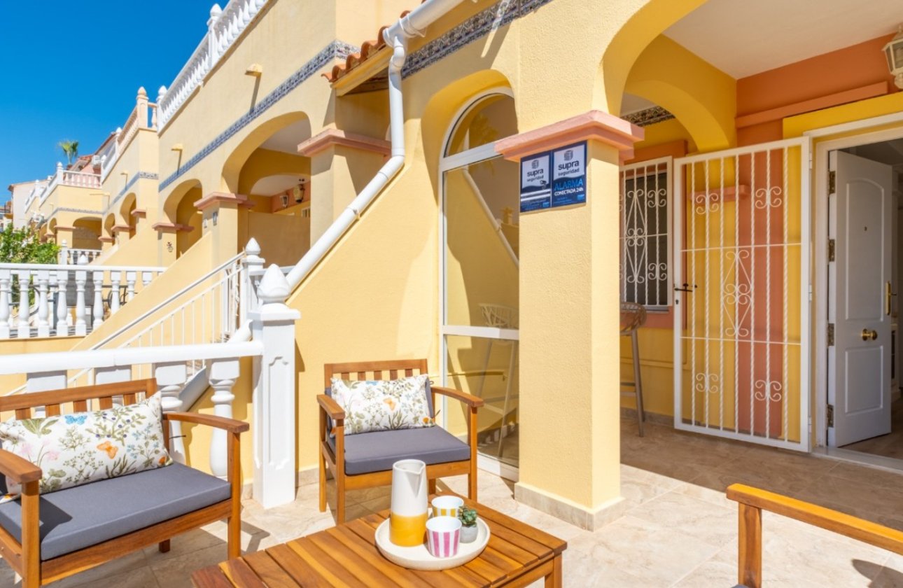Herverkoop - Town House -
Orihuela Costa - Costa Blanca