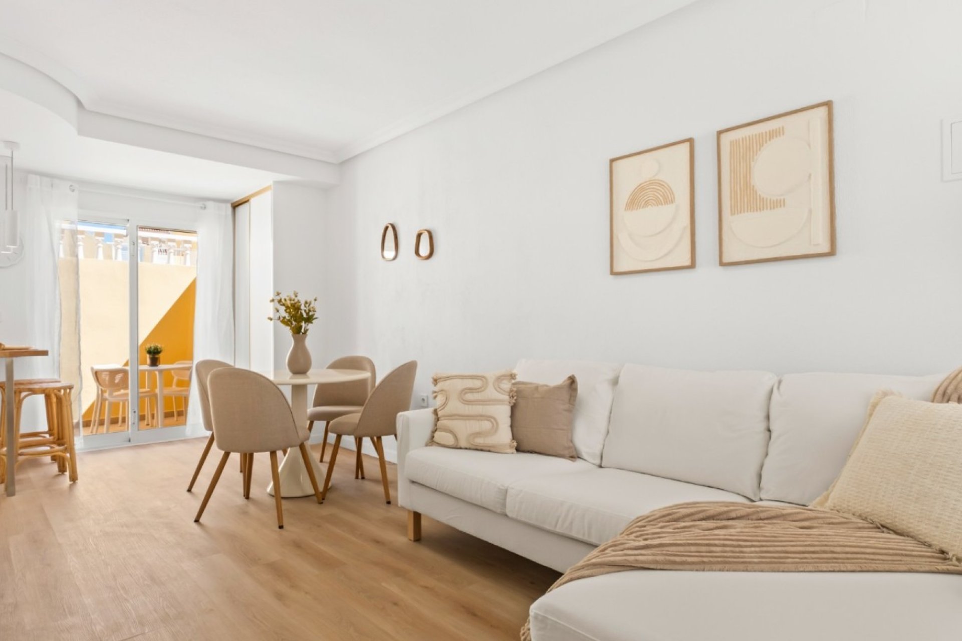 Herverkoop - Town House -
Orihuela Costa - Costa Blanca