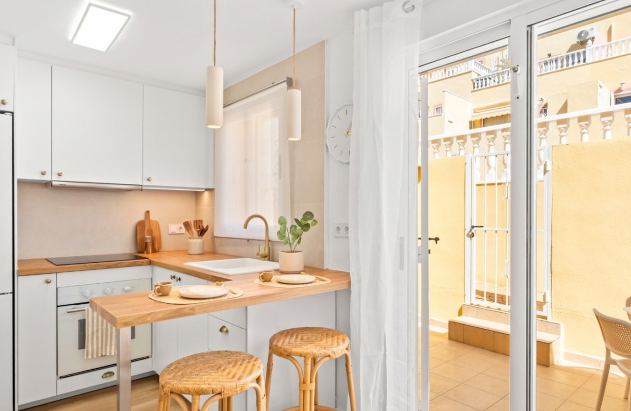 Herverkoop - Town House -
Orihuela Costa - Costa Blanca