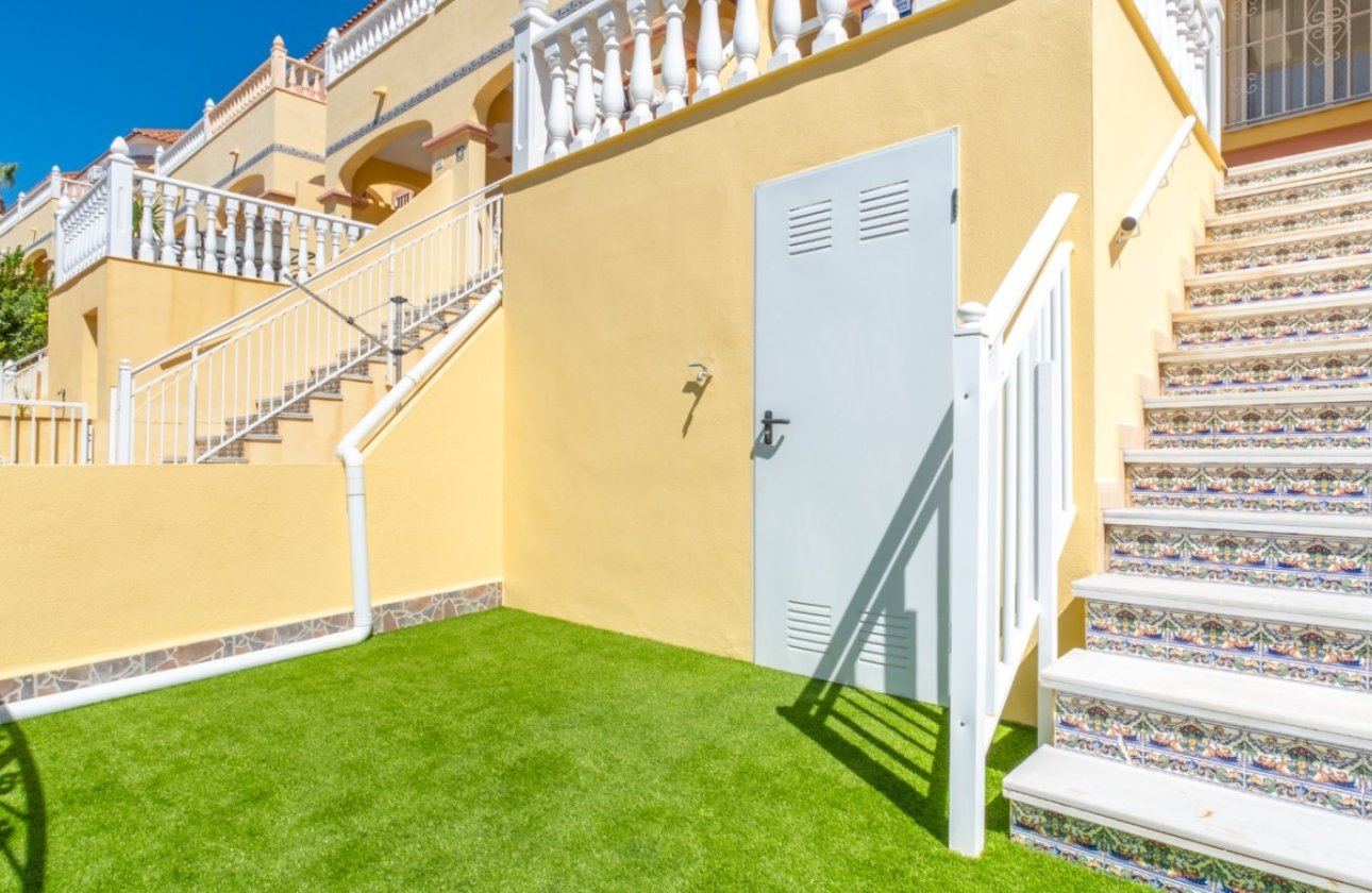Herverkoop - Town House -
Orihuela Costa - Costa Blanca