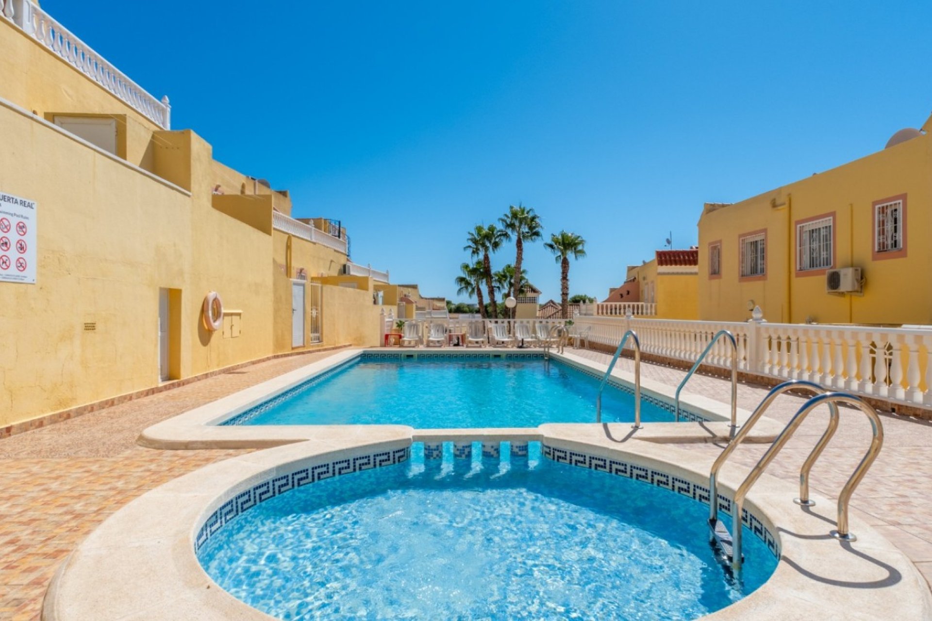 Herverkoop - Town House -
Orihuela Costa - Costa Blanca