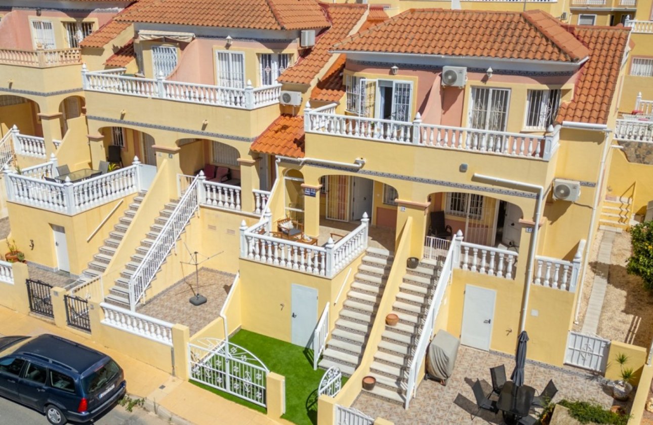Herverkoop - Town House -
Orihuela Costa - Costa Blanca