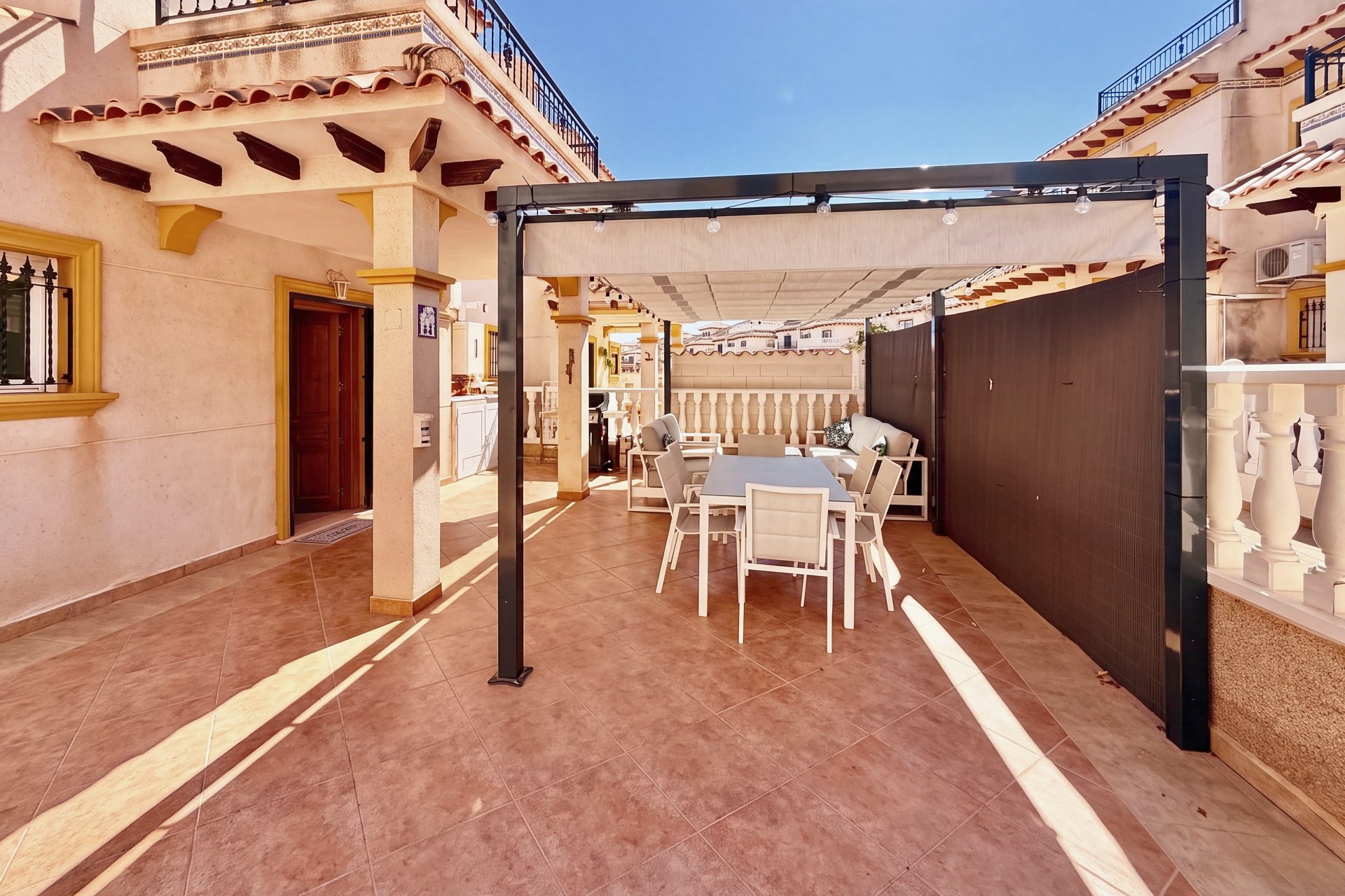 Herverkoop - Town House -
Orihuela Costa - Costa Blanca