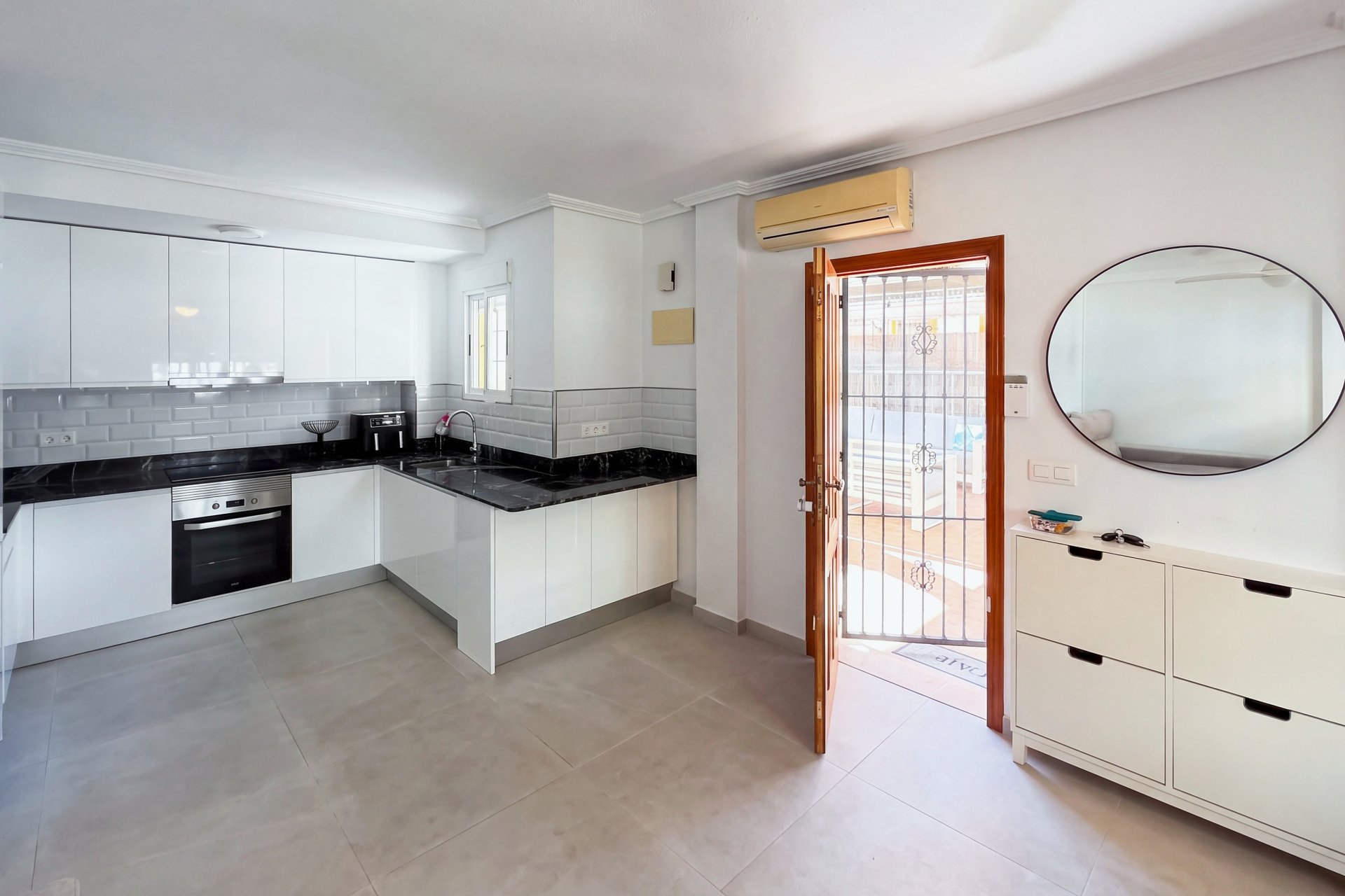 Herverkoop - Town House -
Orihuela Costa - Costa Blanca