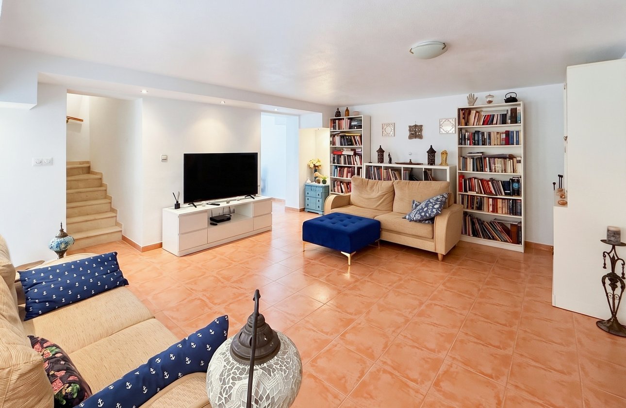 Herverkoop - Town House -
Orihuela Costa - Costa Blanca