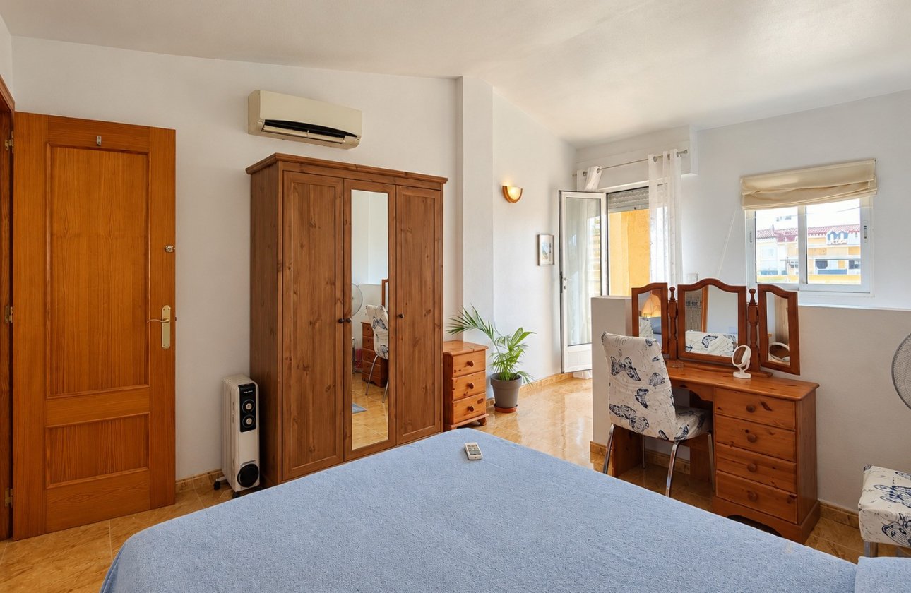Herverkoop - Town House -
Orihuela Costa - Costa Blanca