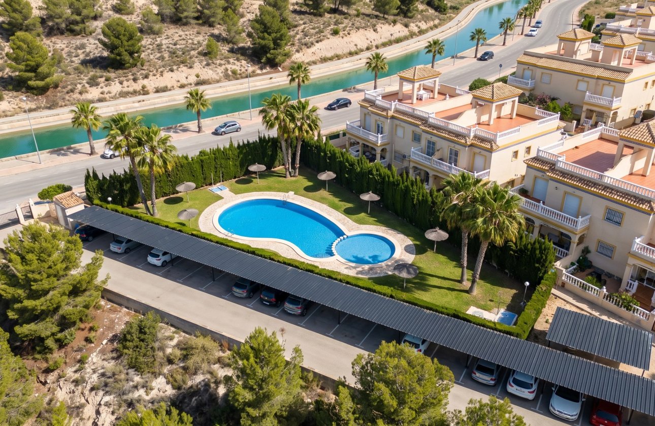 Herverkoop - Town House -
Orihuela Costa - Costa Blanca