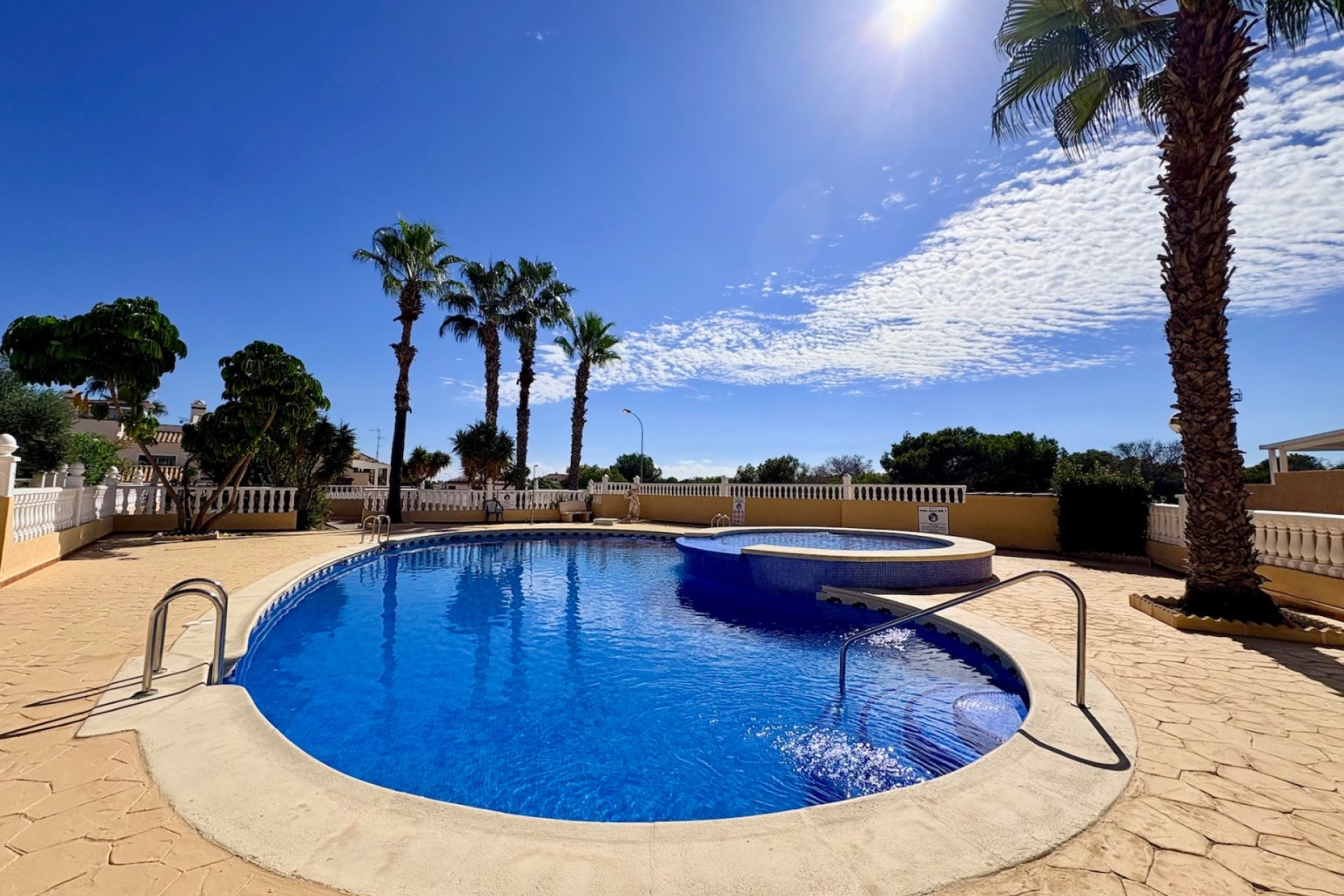 Herverkoop - Town House -
Orihuela Costa - Costa Blanca