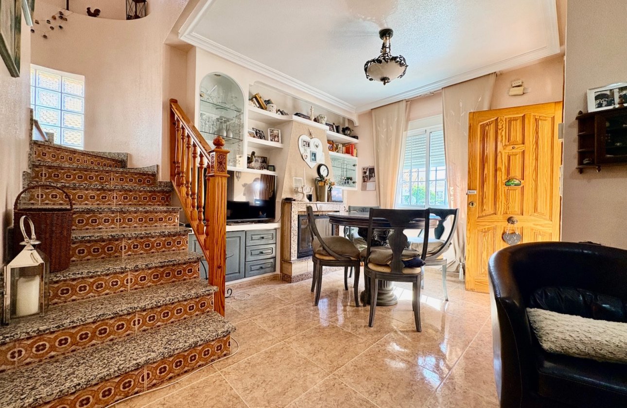 Herverkoop - Town House -
Orihuela Costa - Costa Blanca