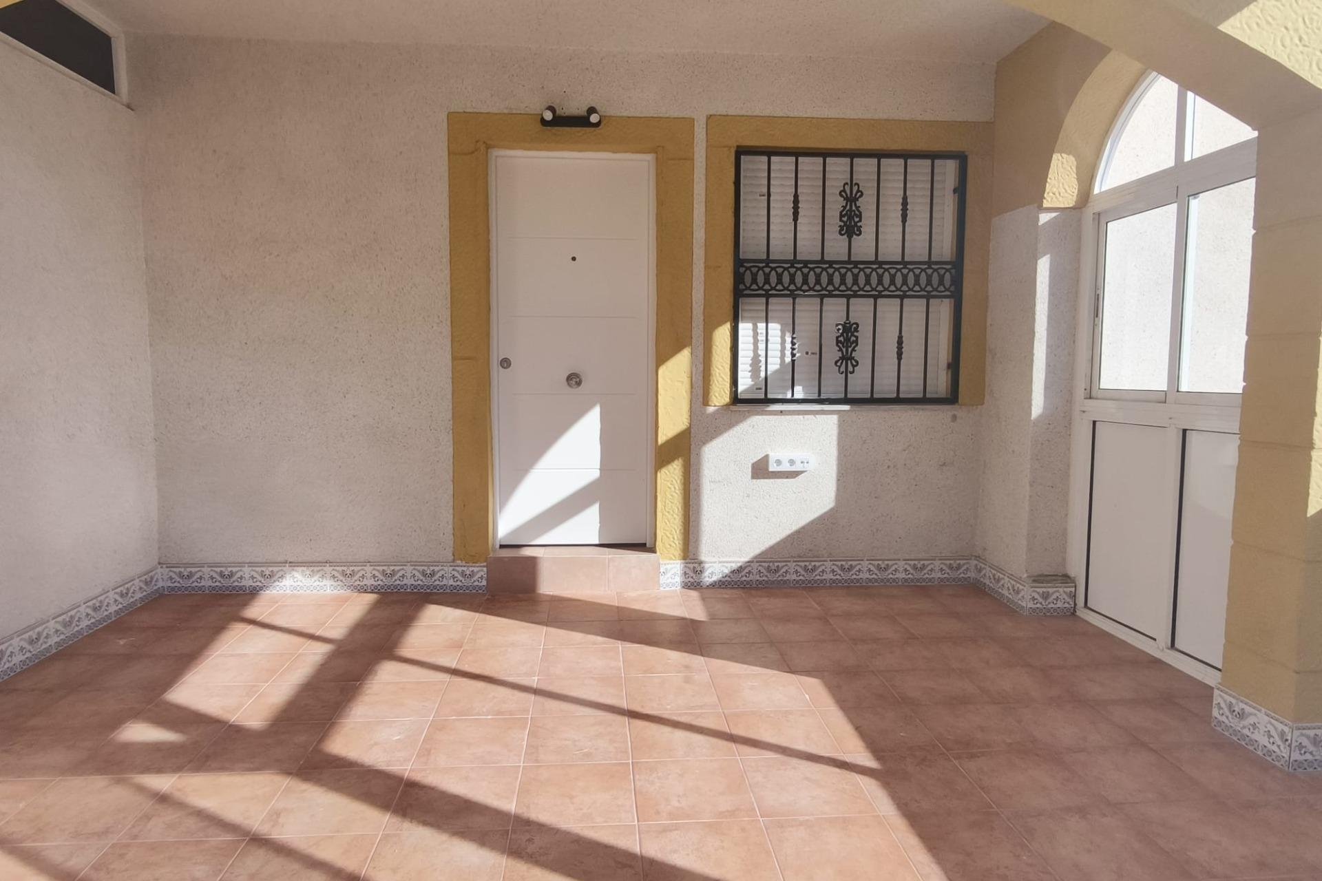 Herverkoop - Town House -
Orihuela Costa - La Ceñuela