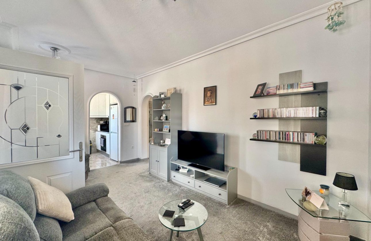 Herverkoop - Town House -
Orihuela Costa - La Florida