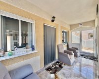 Herverkoop - Town House -
Orihuela Costa - La Florida