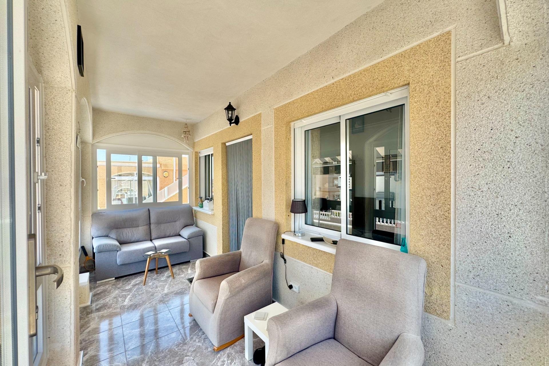 Herverkoop - Town House -
Orihuela Costa - La Florida