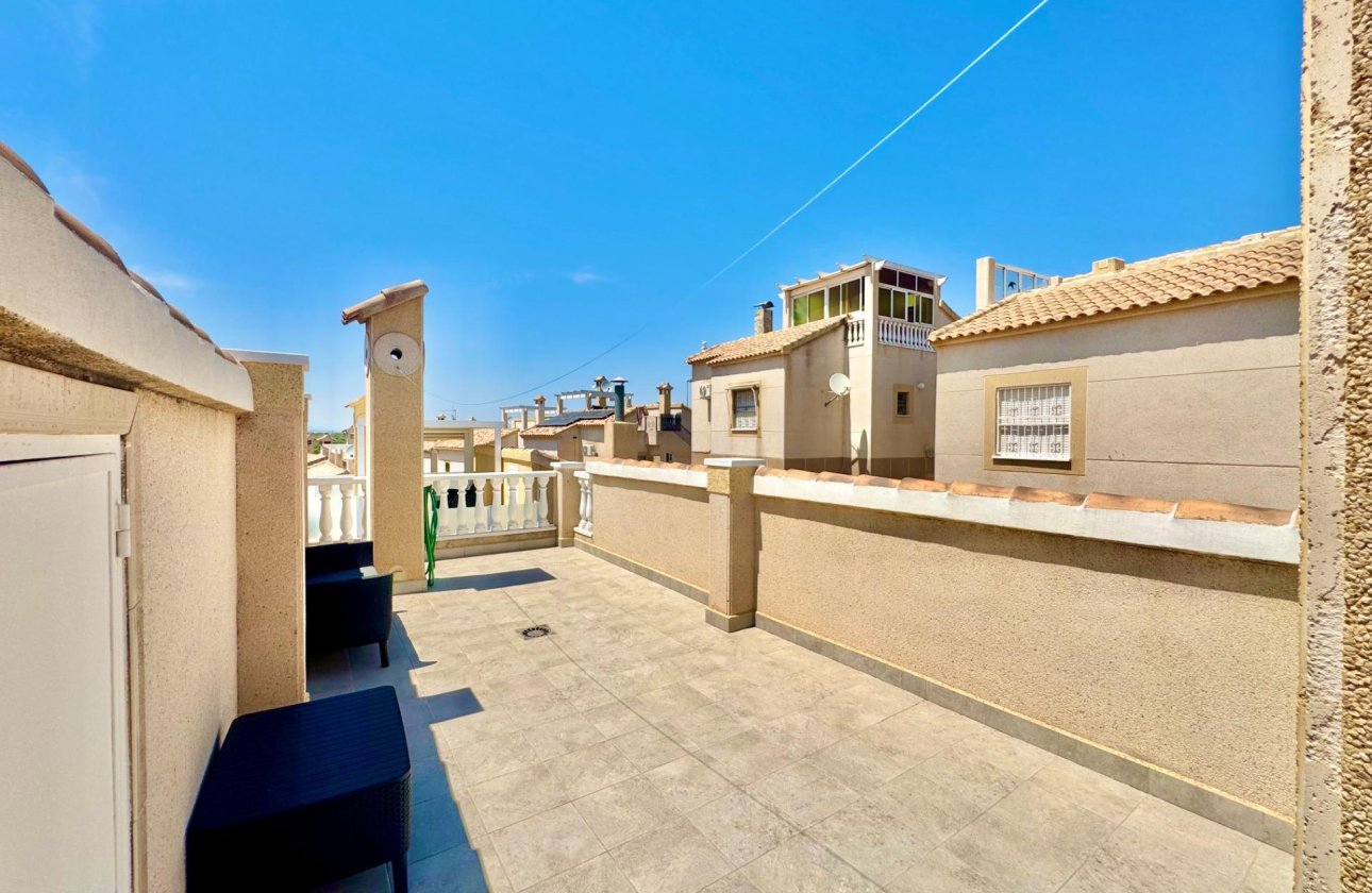 Herverkoop - Town House -
Orihuela Costa - La Florida
