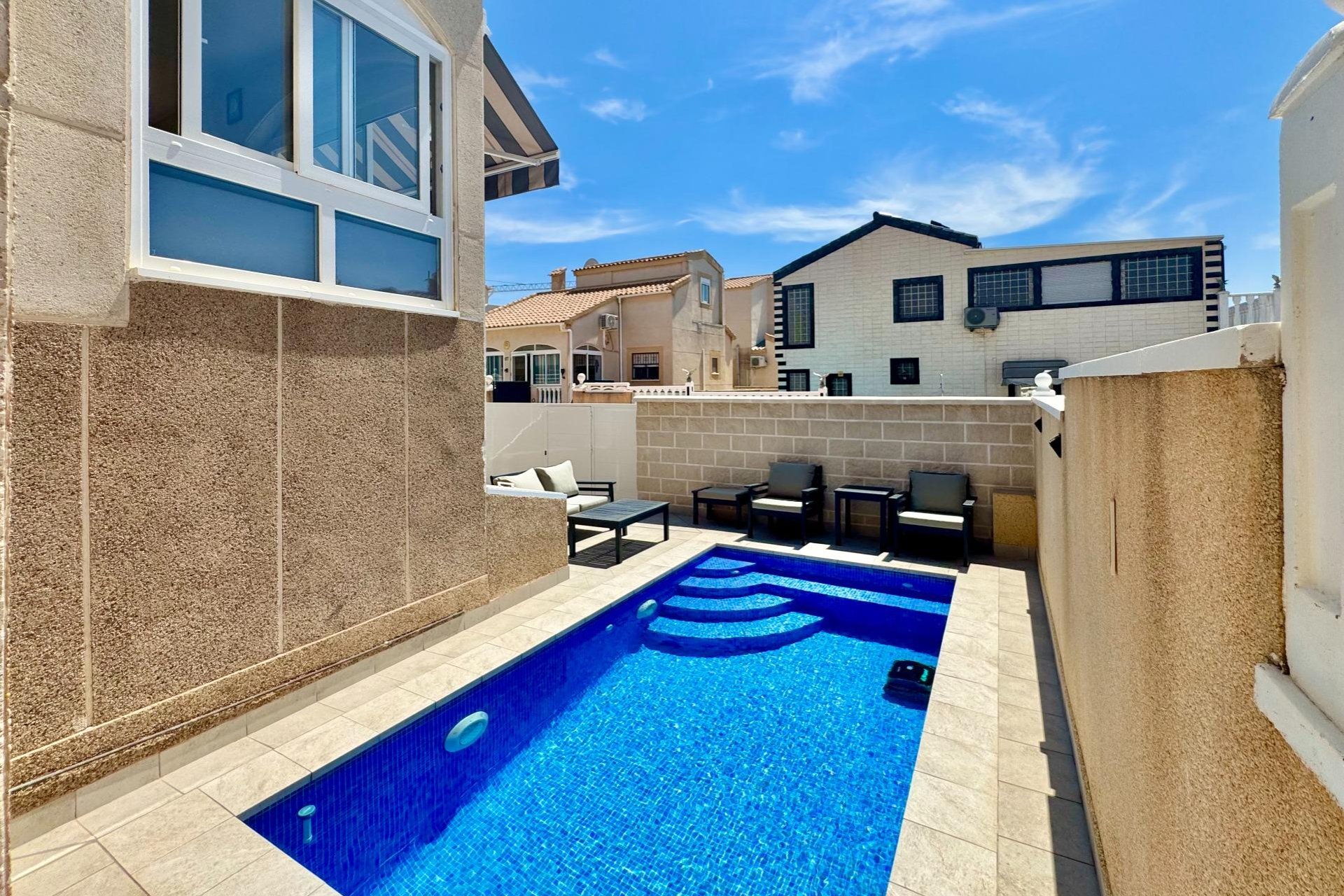 Herverkoop - Town House -
Orihuela Costa - La Florida