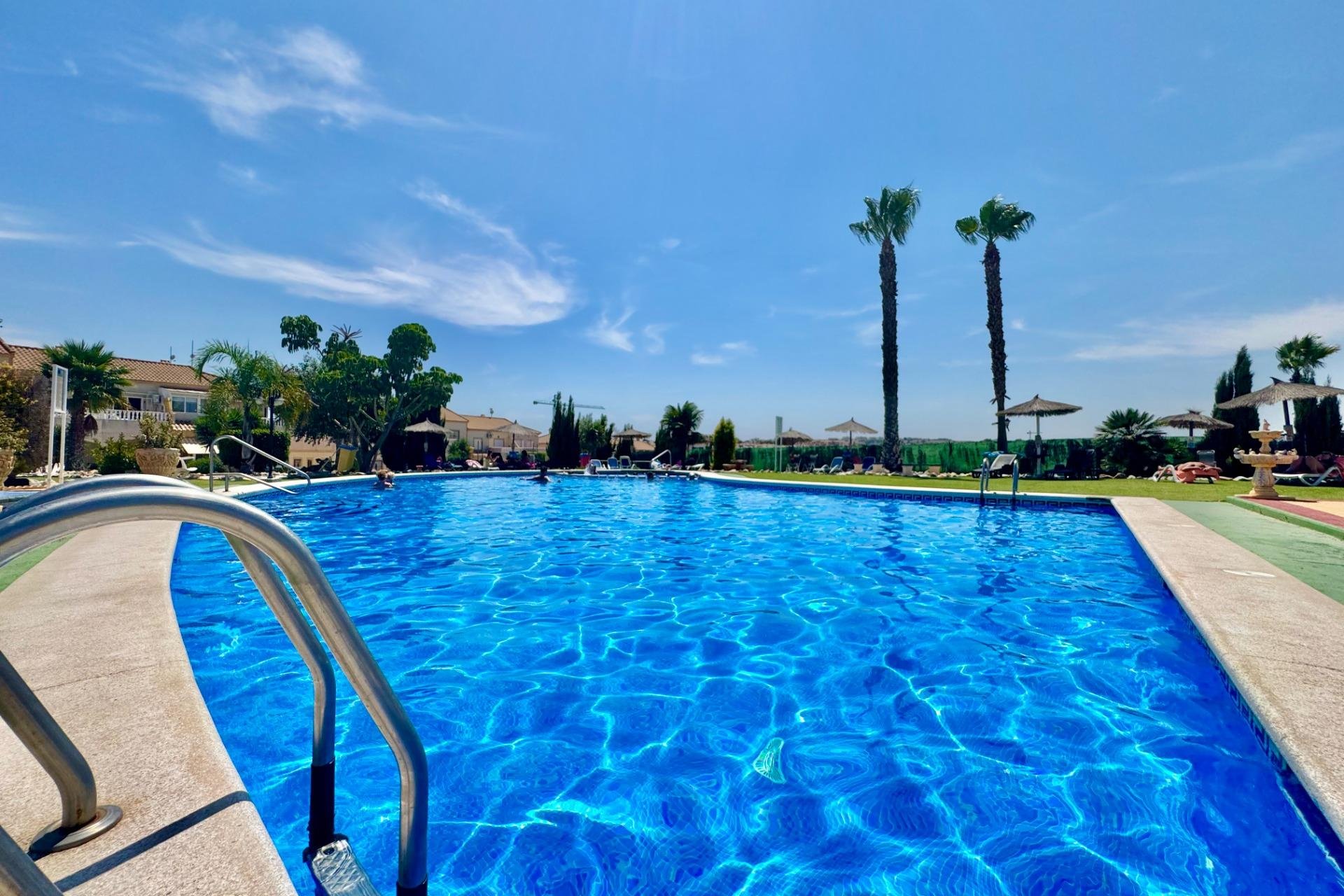 Herverkoop - Town House -
Orihuela Costa - La Florida