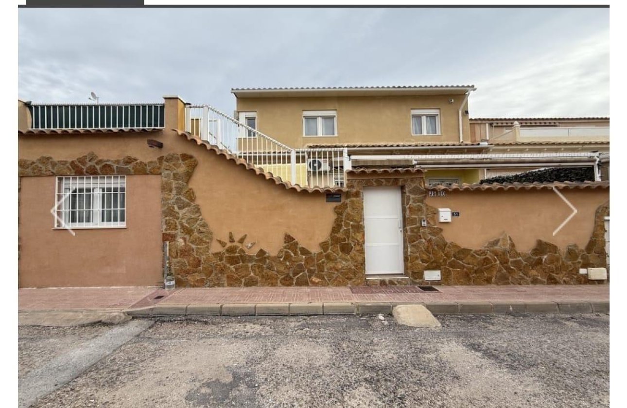 Herverkoop - Town House -
Orihuela Costa - La Florida