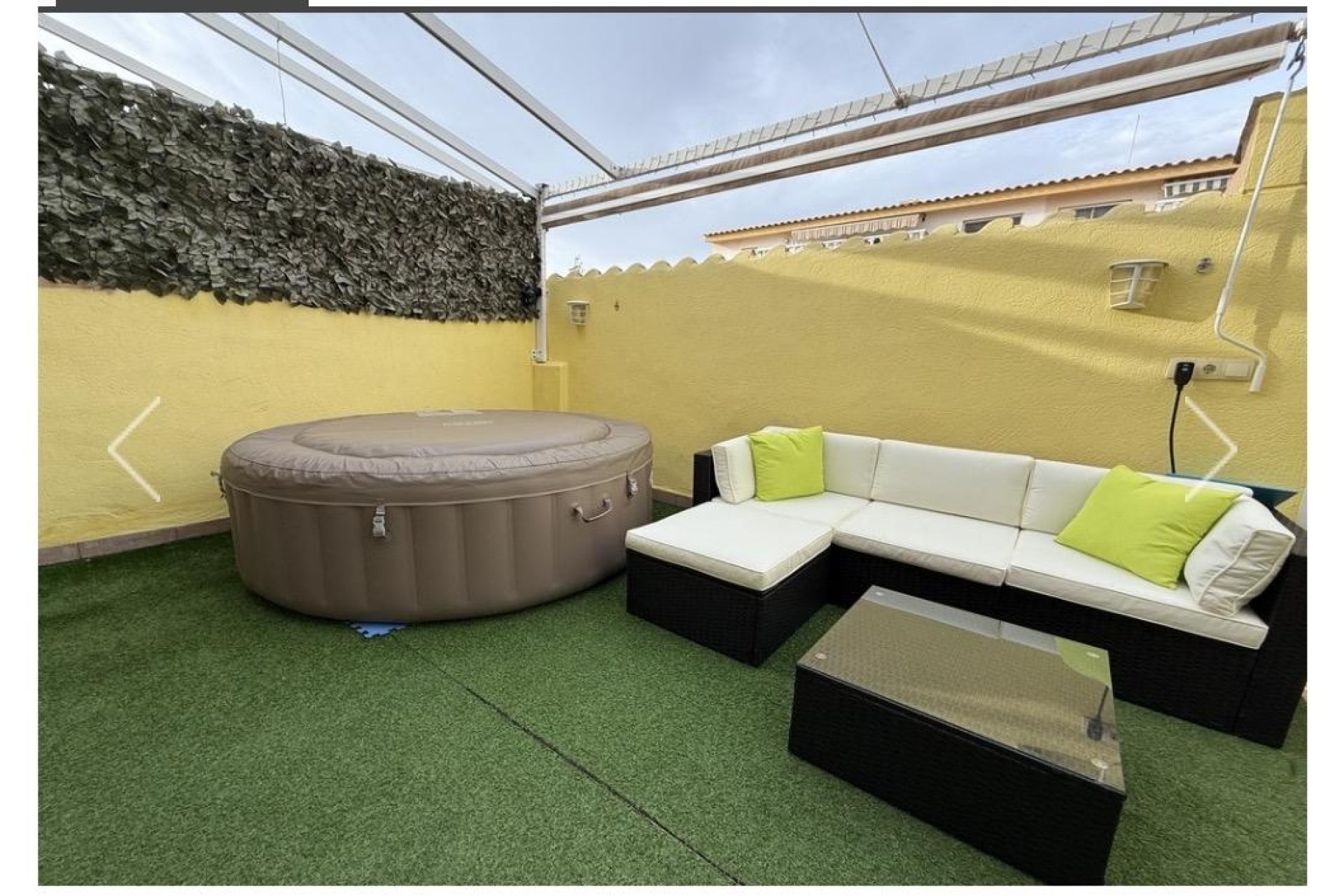 Herverkoop - Town House -
Orihuela Costa - La Florida