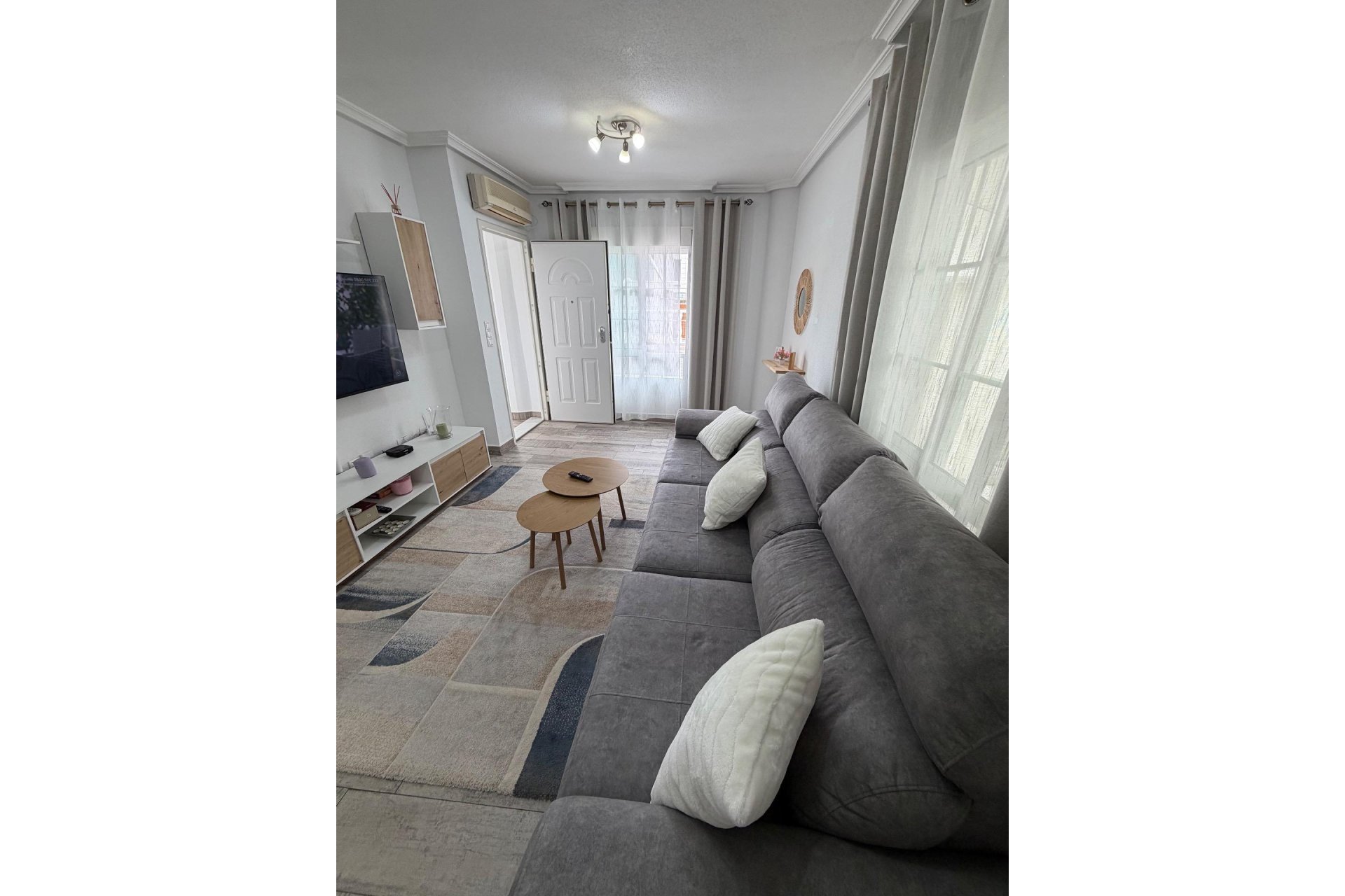 Herverkoop - Town House -
Orihuela Costa - La Zenia