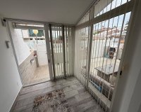 Herverkoop - Town House -
Orihuela Costa - La Zenia