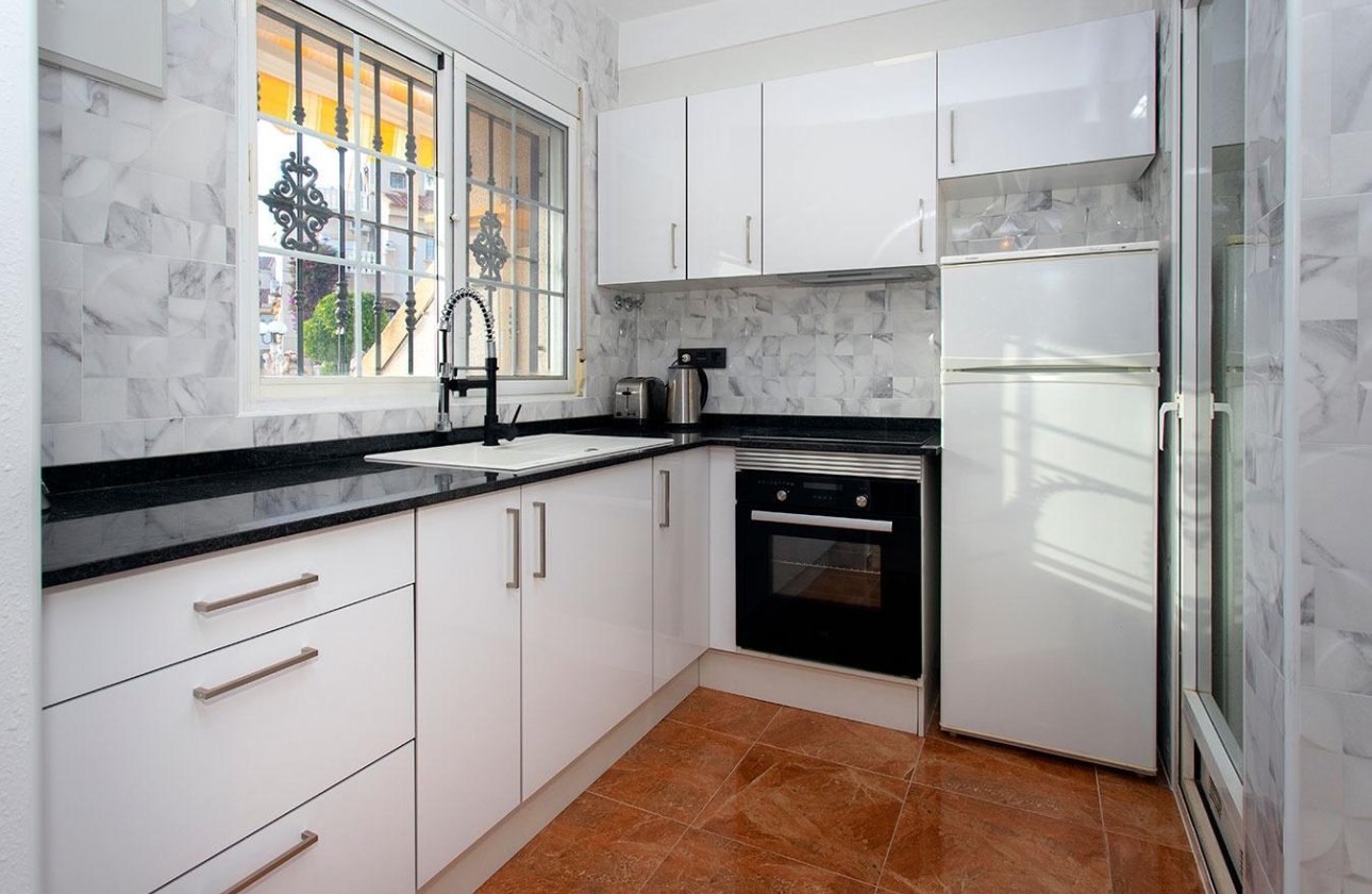 Herverkoop - Town House -
Orihuela Costa - Las Filipinas