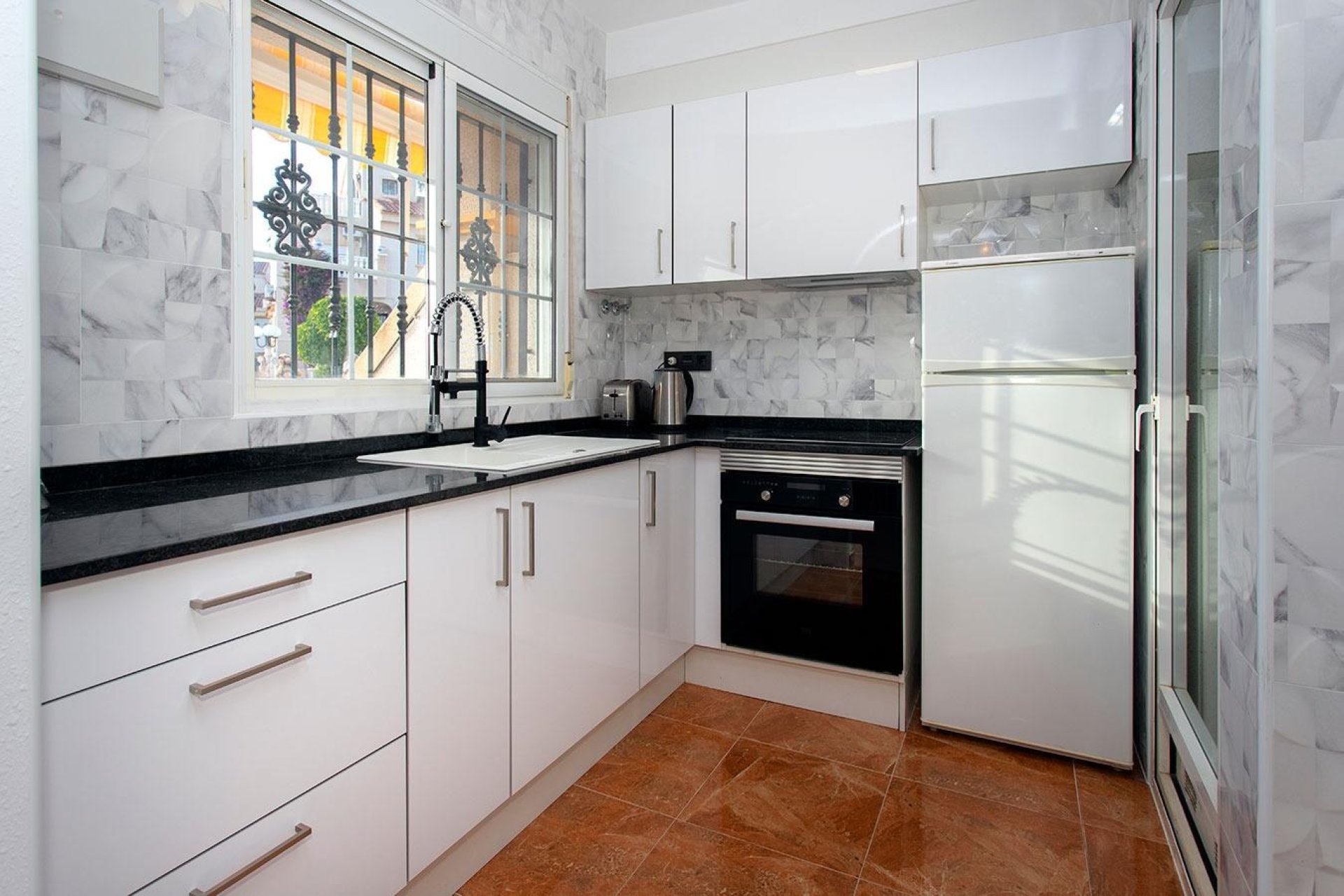 Herverkoop - Town House -
Orihuela Costa - Las Filipinas