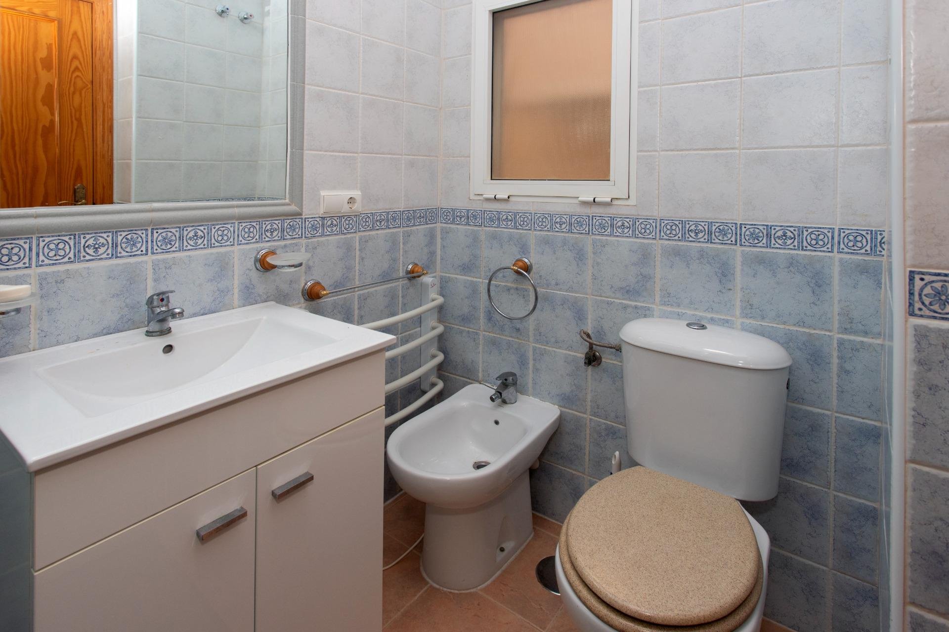 Herverkoop - Town House -
Orihuela Costa - Las Filipinas