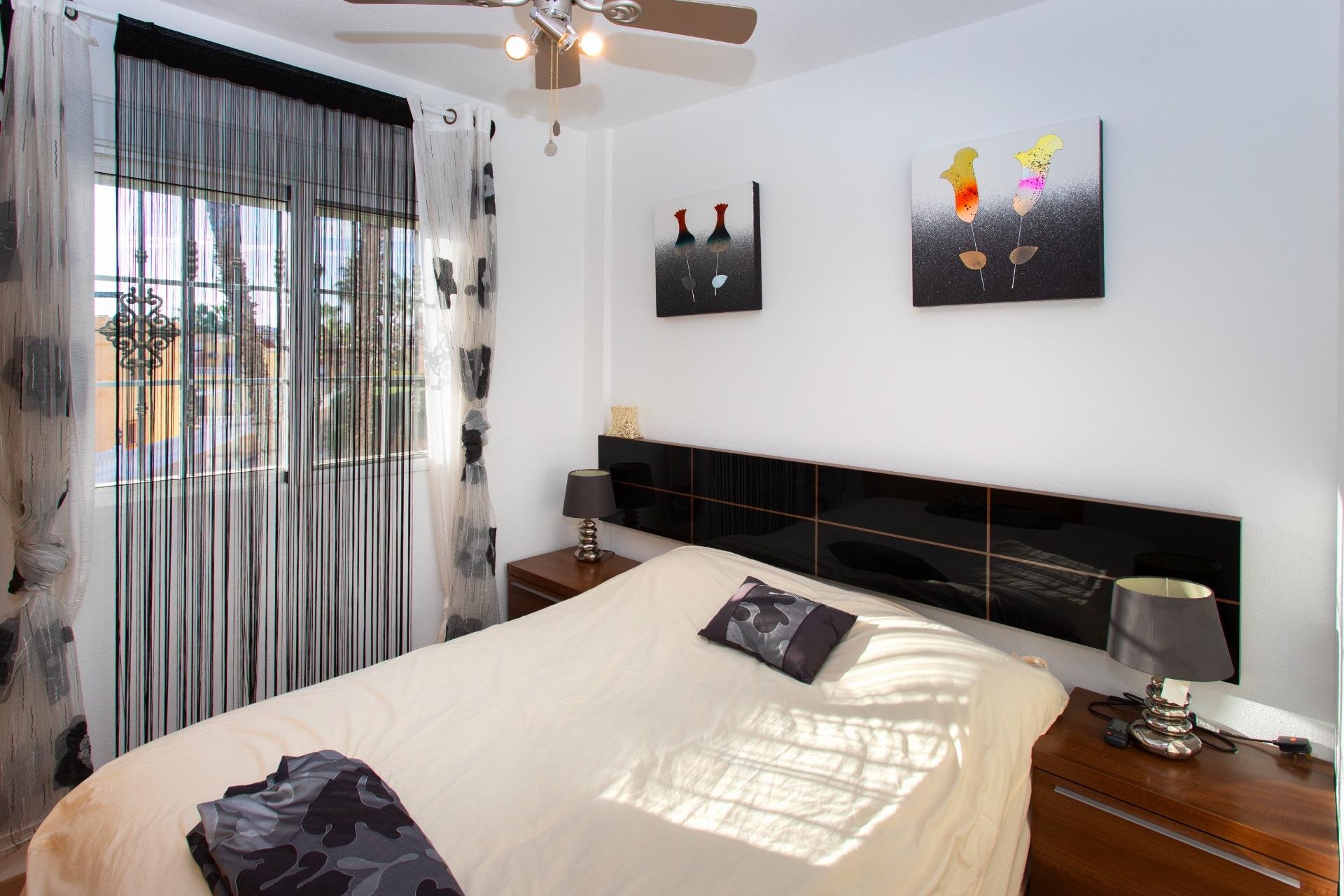 Herverkoop - Town House -
Orihuela Costa - Las Filipinas