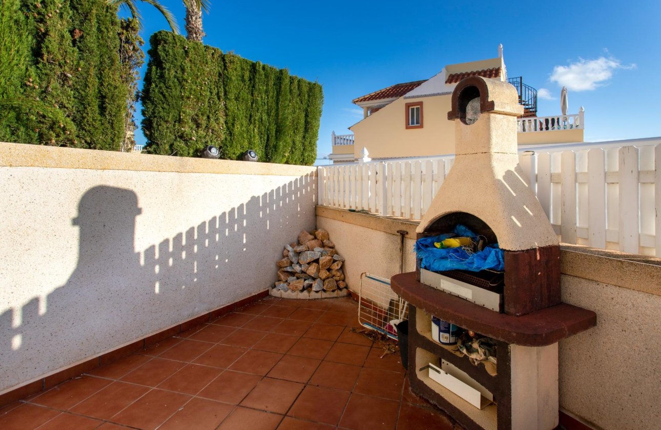 Herverkoop - Town House -
Orihuela Costa - Las Filipinas