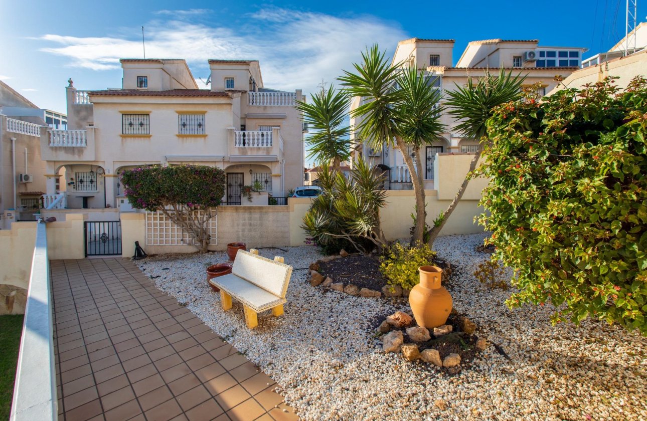 Herverkoop - Town House -
Orihuela Costa - Las Filipinas