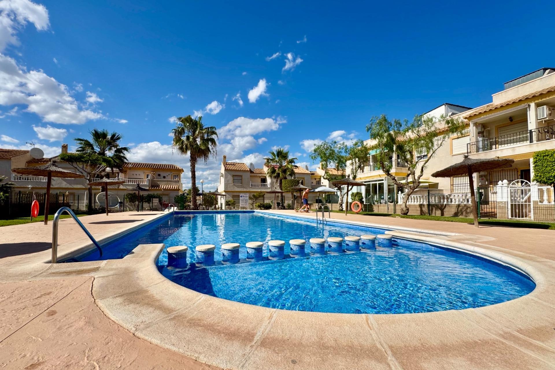 Herverkoop - Town House -
Orihuela Costa - Las Filipinas