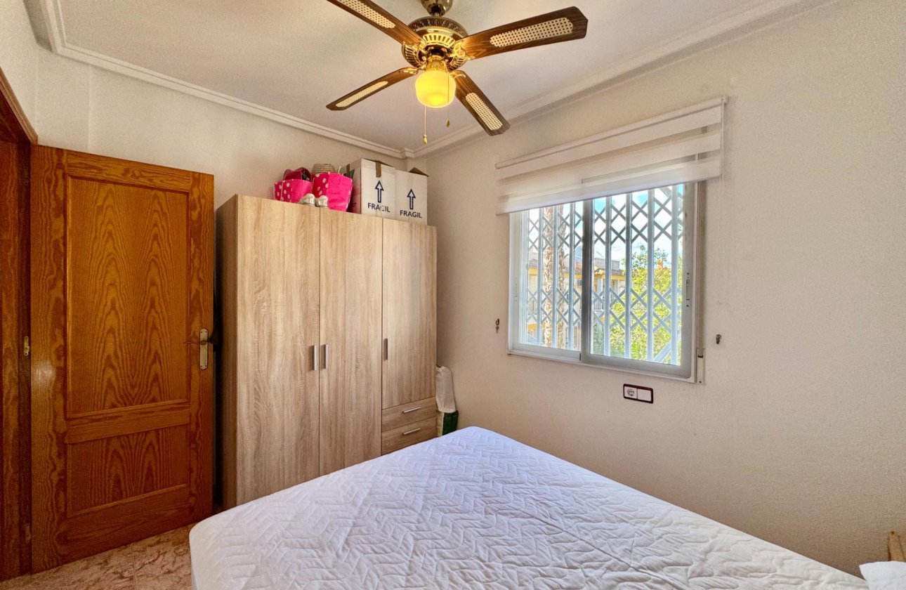 Herverkoop - Town House -
Orihuela Costa - Las Filipinas