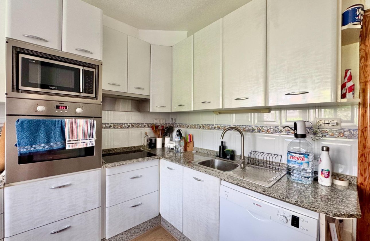 Herverkoop - Town House -
Orihuela Costa - Las Filipinas