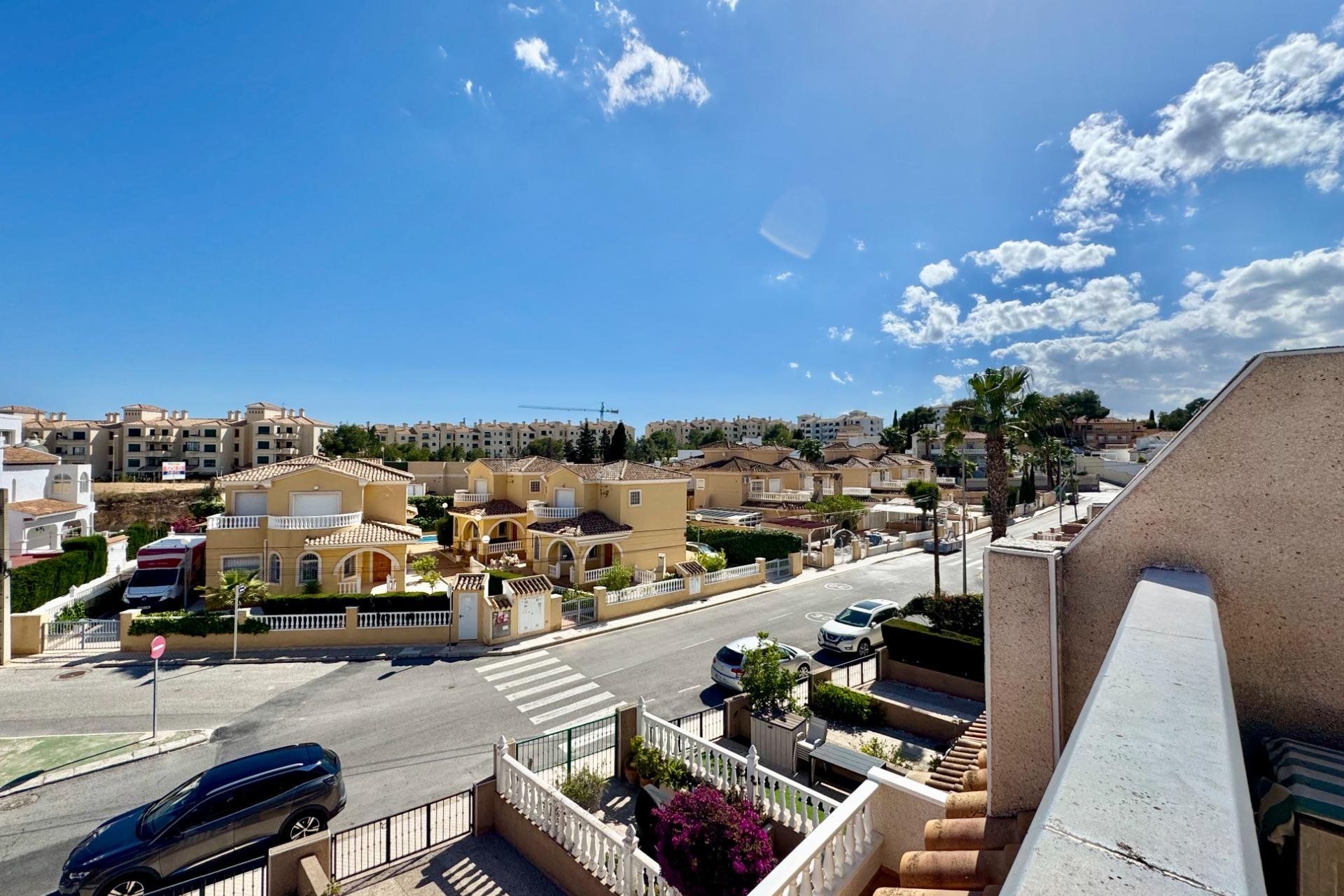 Herverkoop - Town House -
Orihuela Costa - Las Filipinas