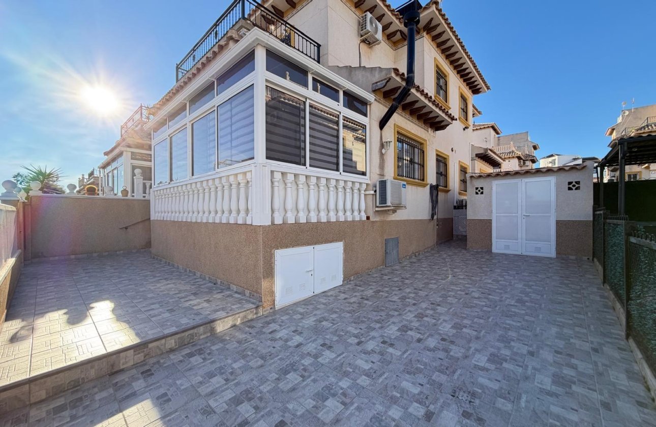 Herverkoop - Town House -
Orihuela Costa - Las Filipinas