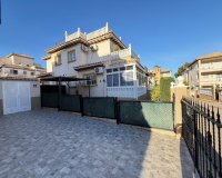 Herverkoop - Town House -
Orihuela Costa - Las Filipinas