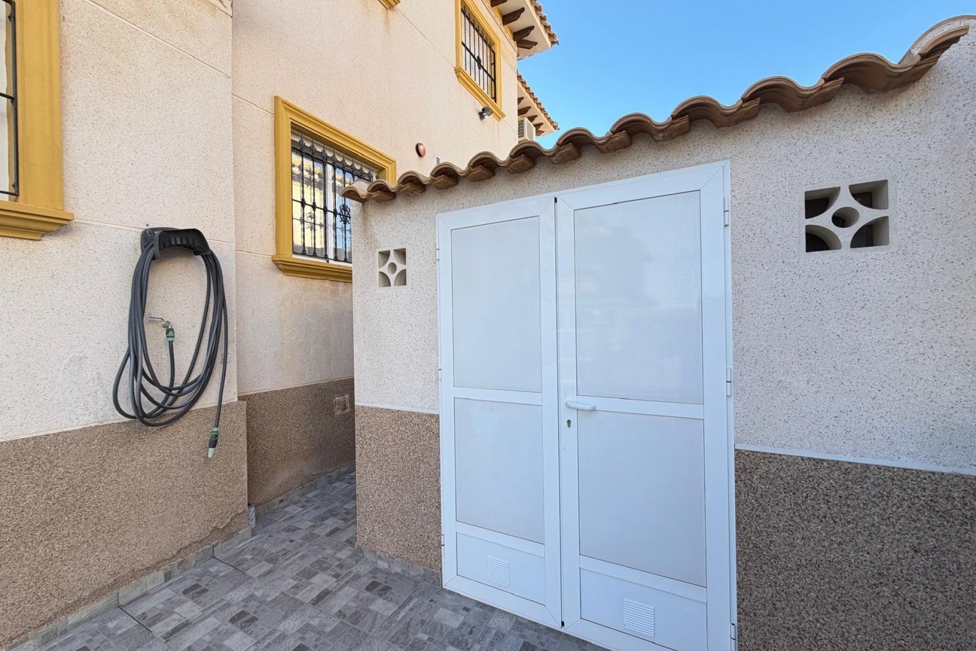 Herverkoop - Town House -
Orihuela Costa - Las Filipinas